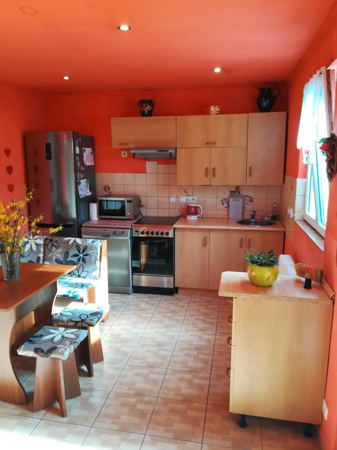 Prazdninovy Byt Arin Apartment Jáchymov Exterior foto